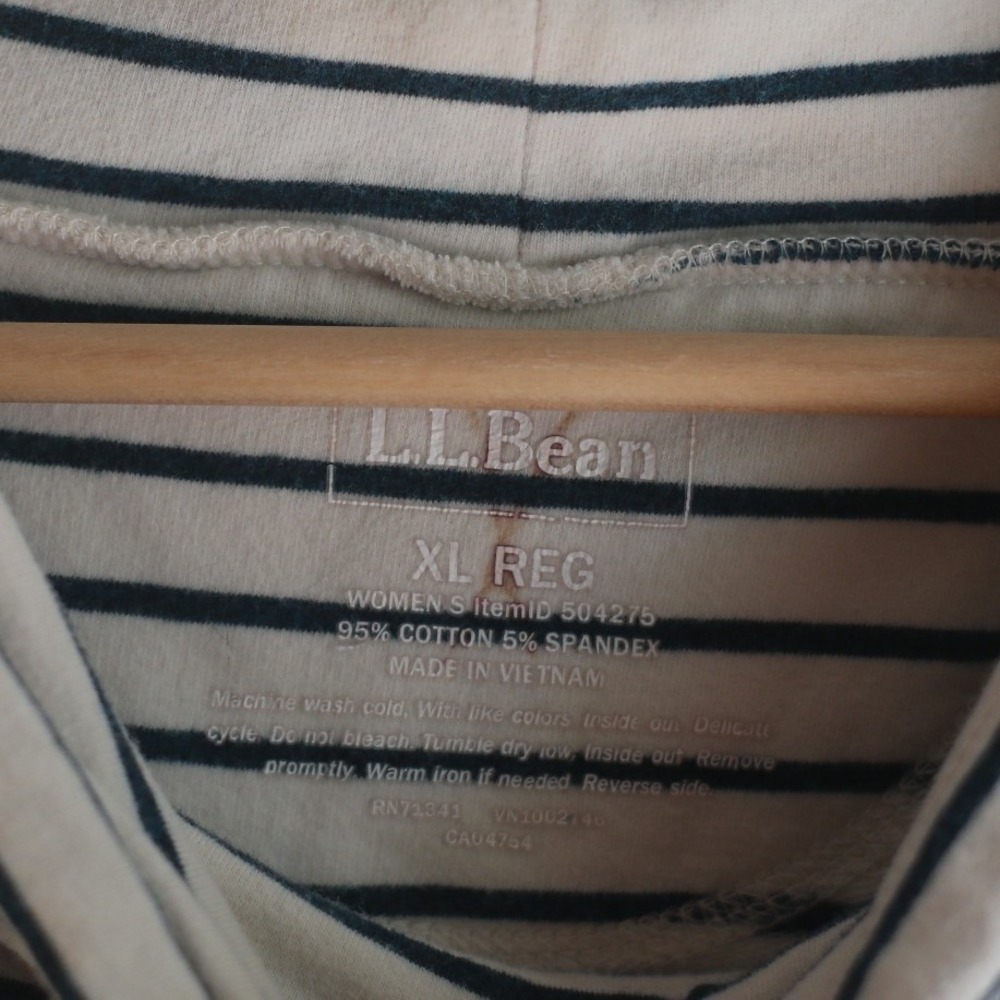 LL Bean Funnel Neck Pullover Sweatshirt Women's XL Regular Striped Blue Cream - Picture 4 of 6